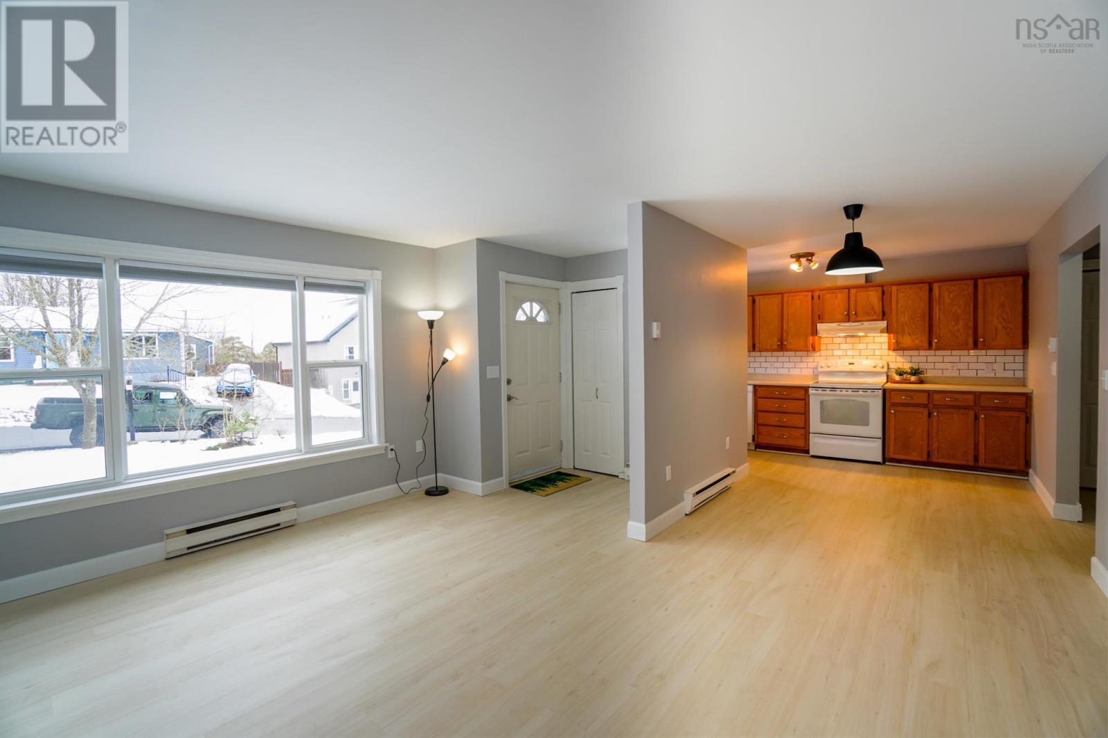 5 Fowler Street, Wolfville, Nova Scotia  B4P 1M5 - Photo 6 - 202406558