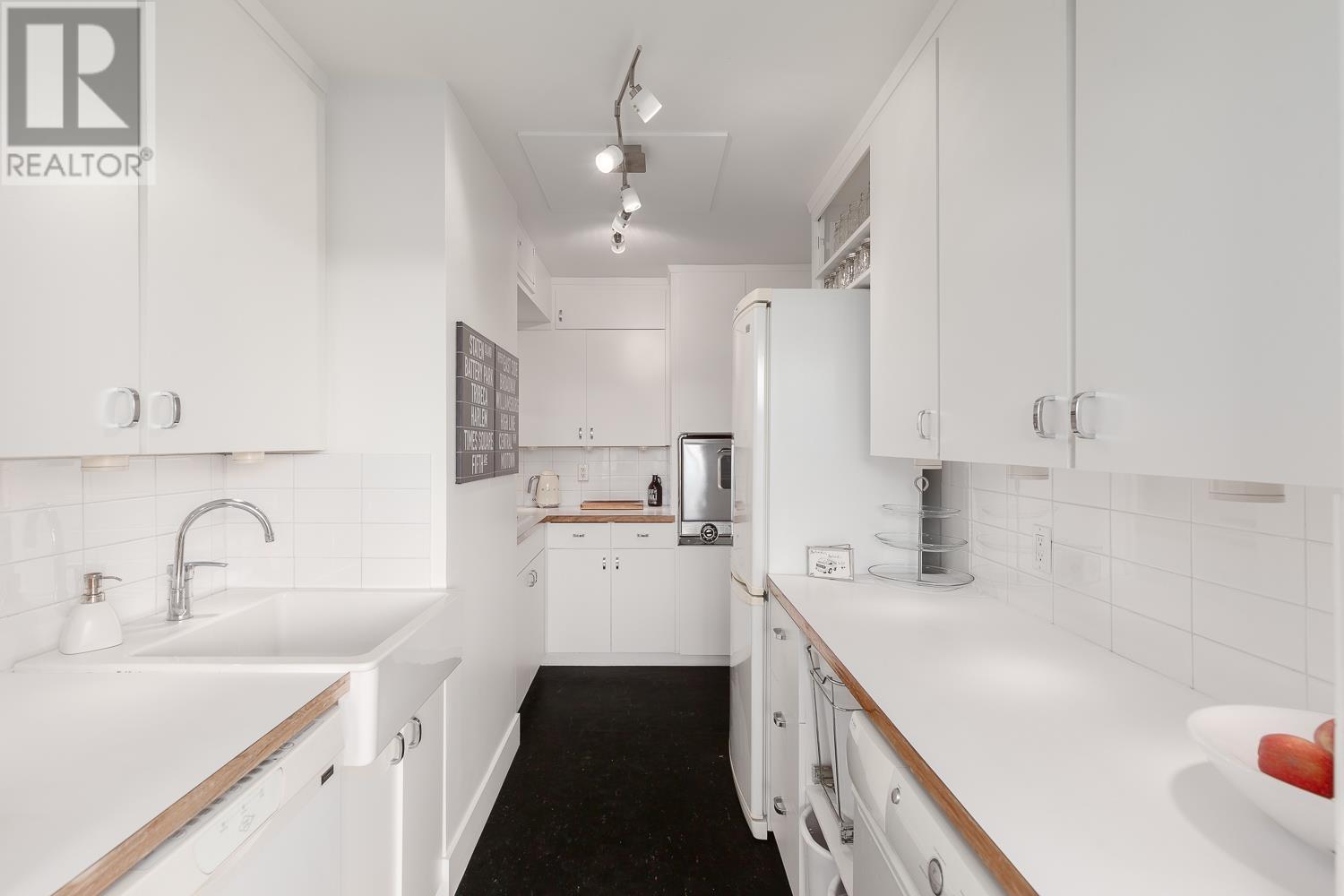 303 710 Chilco Street, Vancouver, British Columbia  V6G 2S1 - Photo 13 - R2868252