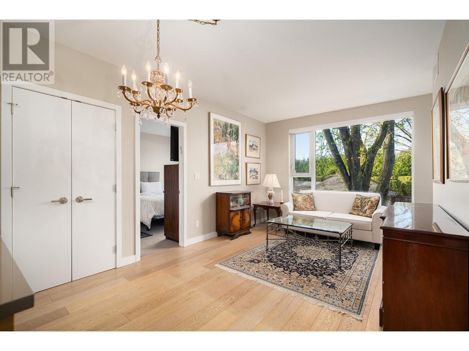 203 1515 Atlas Lane, Vancouver, British Columbia  V6P 0C9 - Photo 2 - R2868254