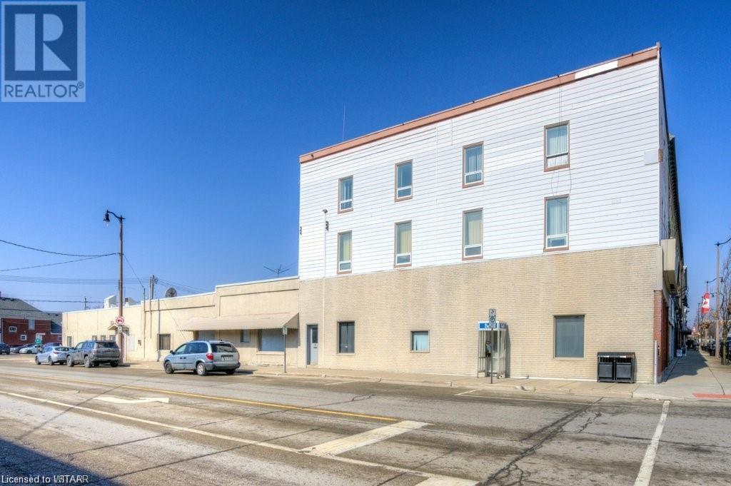 77 Broadway Street Unit# A, Tillsonburg, Ontario  N4G 3P5 - Photo 1 - 40568599