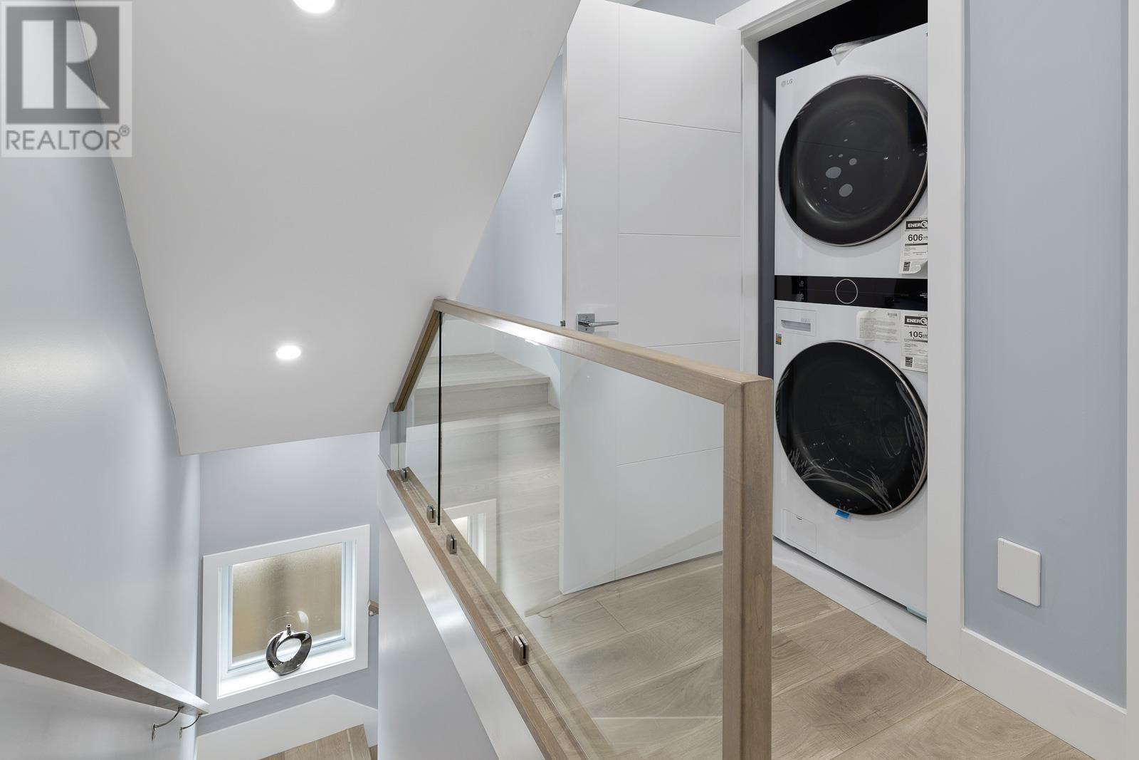 3182 E 23rd Avenue, Vancouver, British Columbia  V5R 1B5 - Photo 18 - R2868204