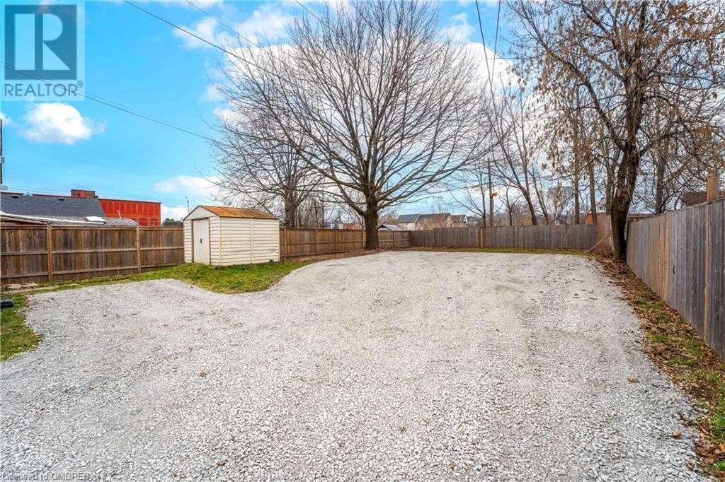 48 Shaw Street, Hamilton, Ontario  L8L 3P3 - Photo 4 - 40568537