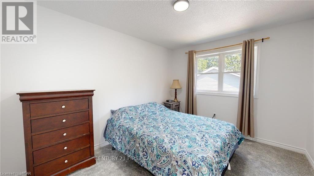 103 Dufferin Avenue Ave, Central Elgin, Ontario  N0L 1B0 - Photo 21 - X8215858