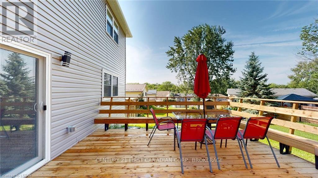 103 Dufferin Avenue Ave, Central Elgin, Ontario  N0L 1B0 - Photo 31 - X8215858