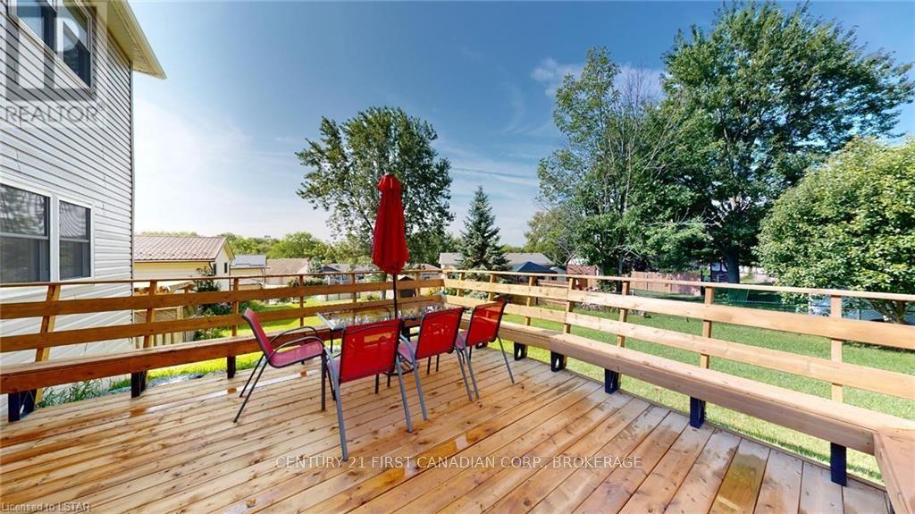 103 Dufferin Avenue Ave, Central Elgin, Ontario  N0L 1B0 - Photo 33 - X8215858