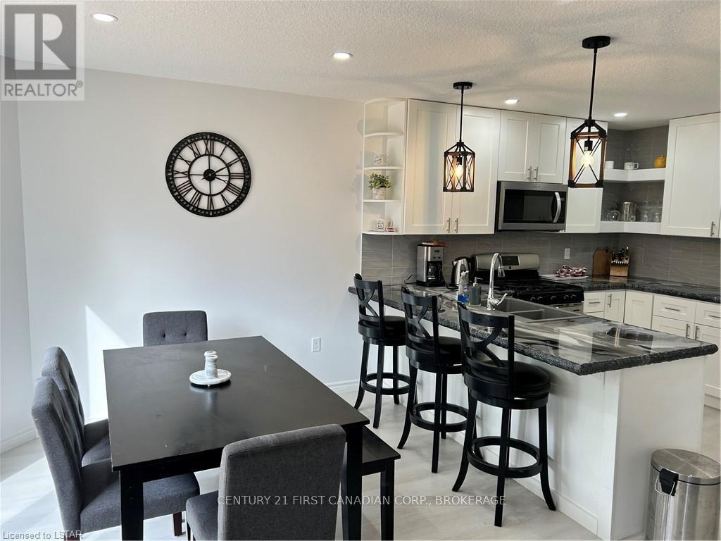 103 Dufferin Avenue Ave, Central Elgin, Ontario  N0L 1B0 - Photo 9 - X8215858