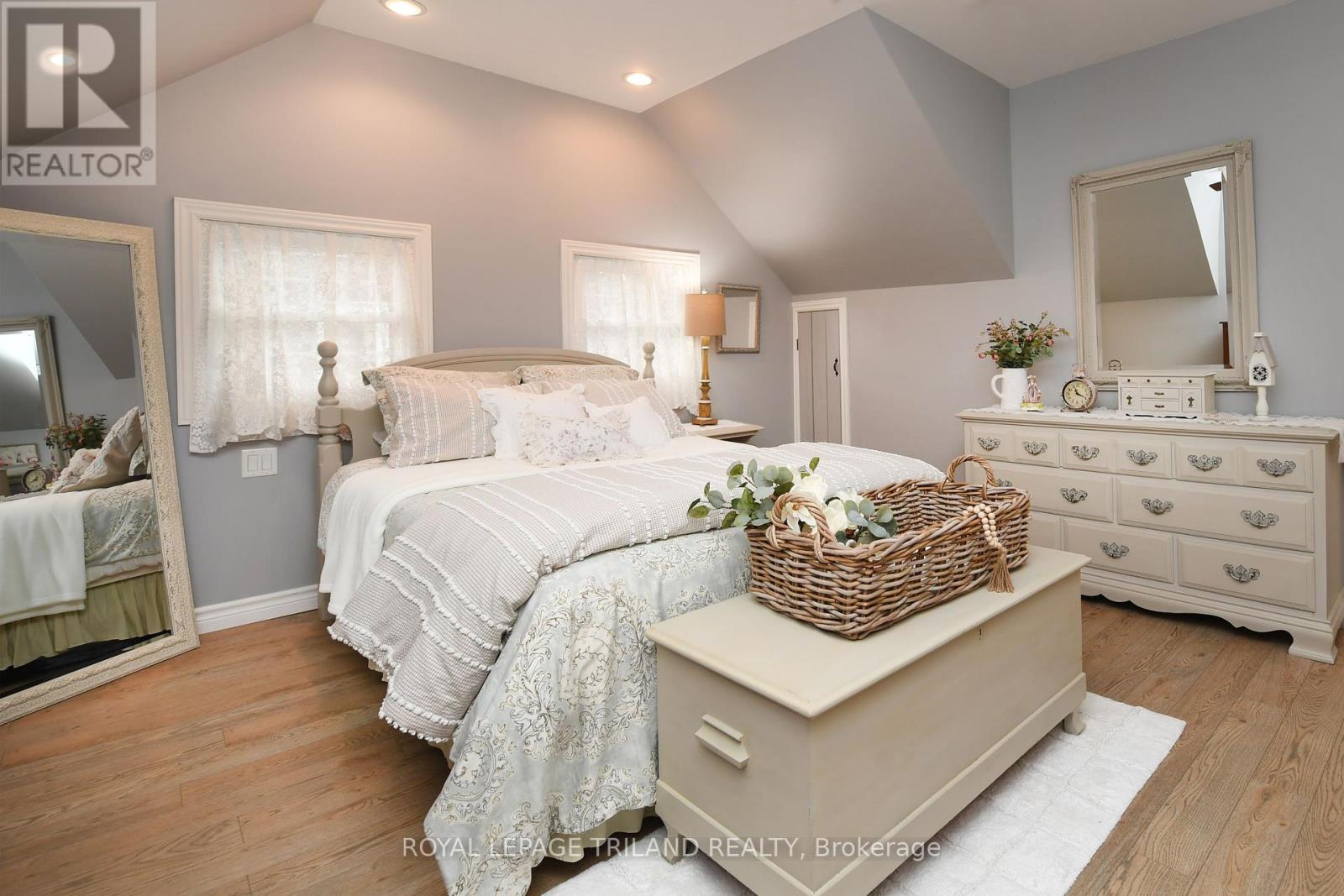 22182 Douglas Line, West Elgin, Ontario  N0L 2C0 - Photo 17 - X8215964