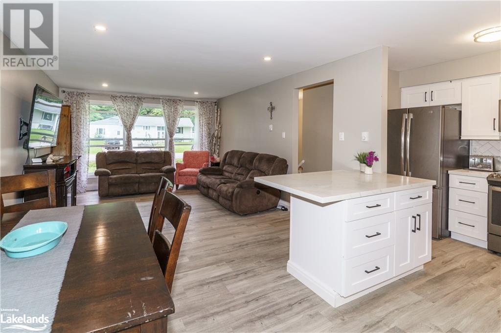 332 Forest Glen Road, Huntsville, Ontario  P1H 1R8 - Photo 7 - 40568561