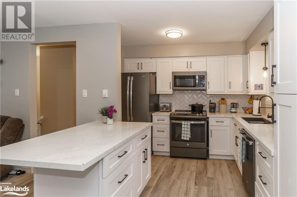 332 Forest Glen Road, Huntsville, Ontario  P1H 1R8 - Photo 8 - 40568561