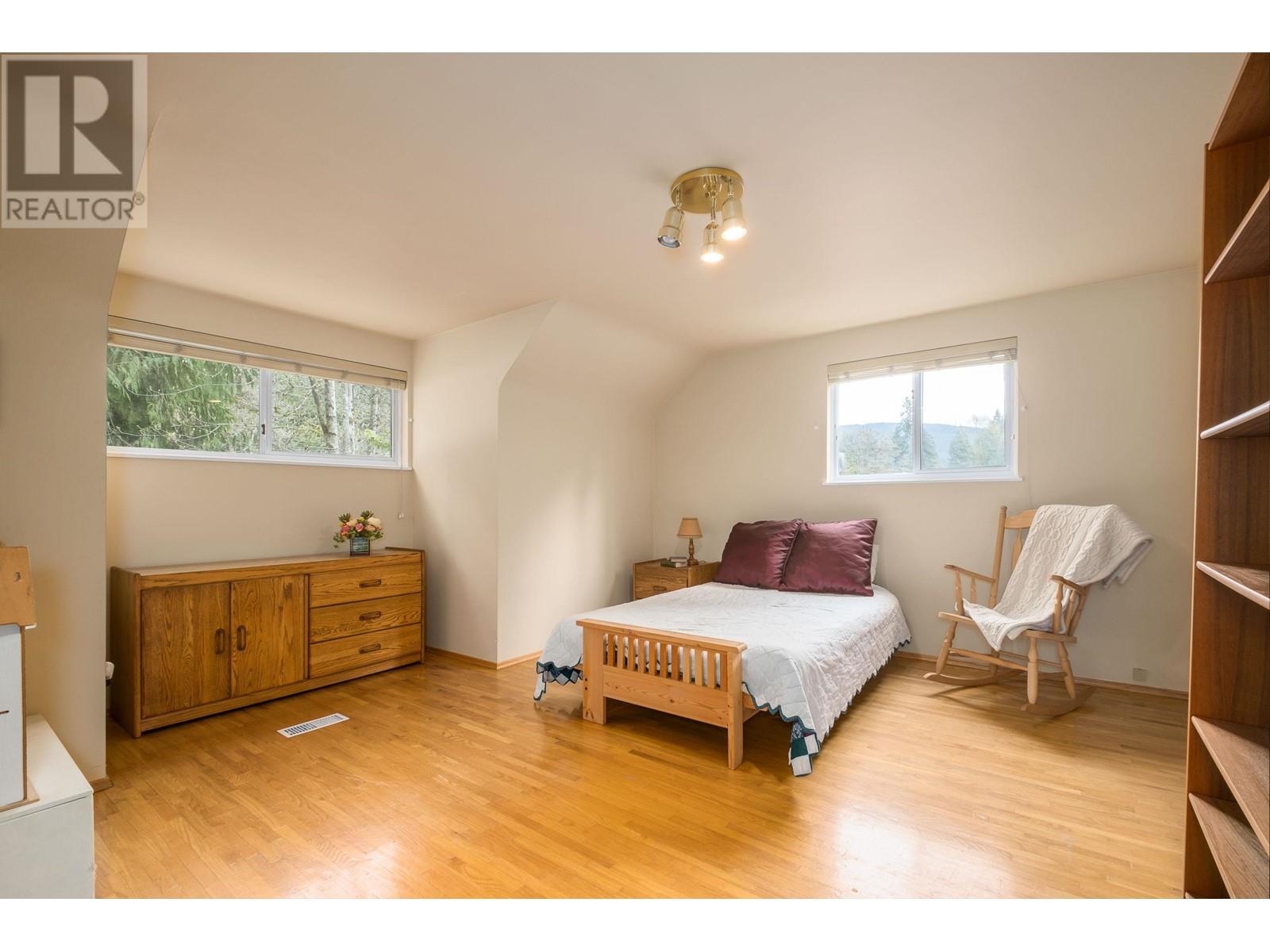 1369 Evelyn Street, North Vancouver, British Columbia  V7K 1T6 - Photo 22 - R2868265