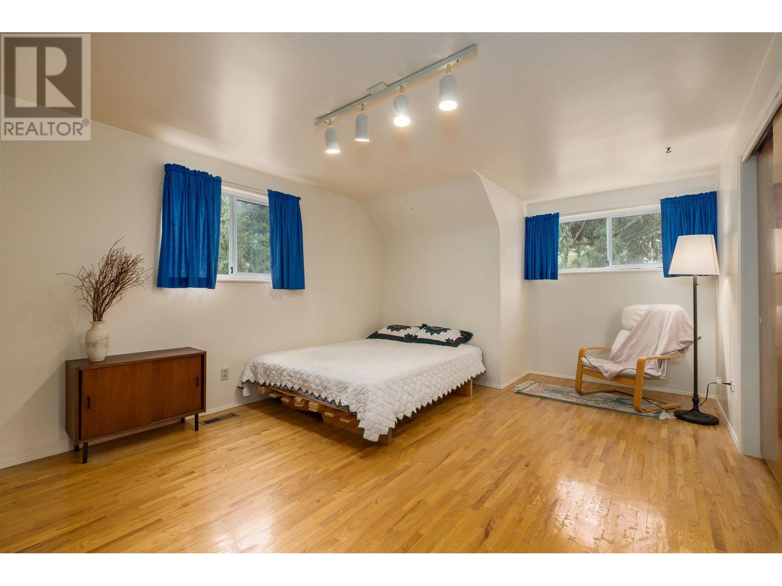 1369 Evelyn Street, North Vancouver, British Columbia  V7K 1T6 - Photo 26 - R2868265