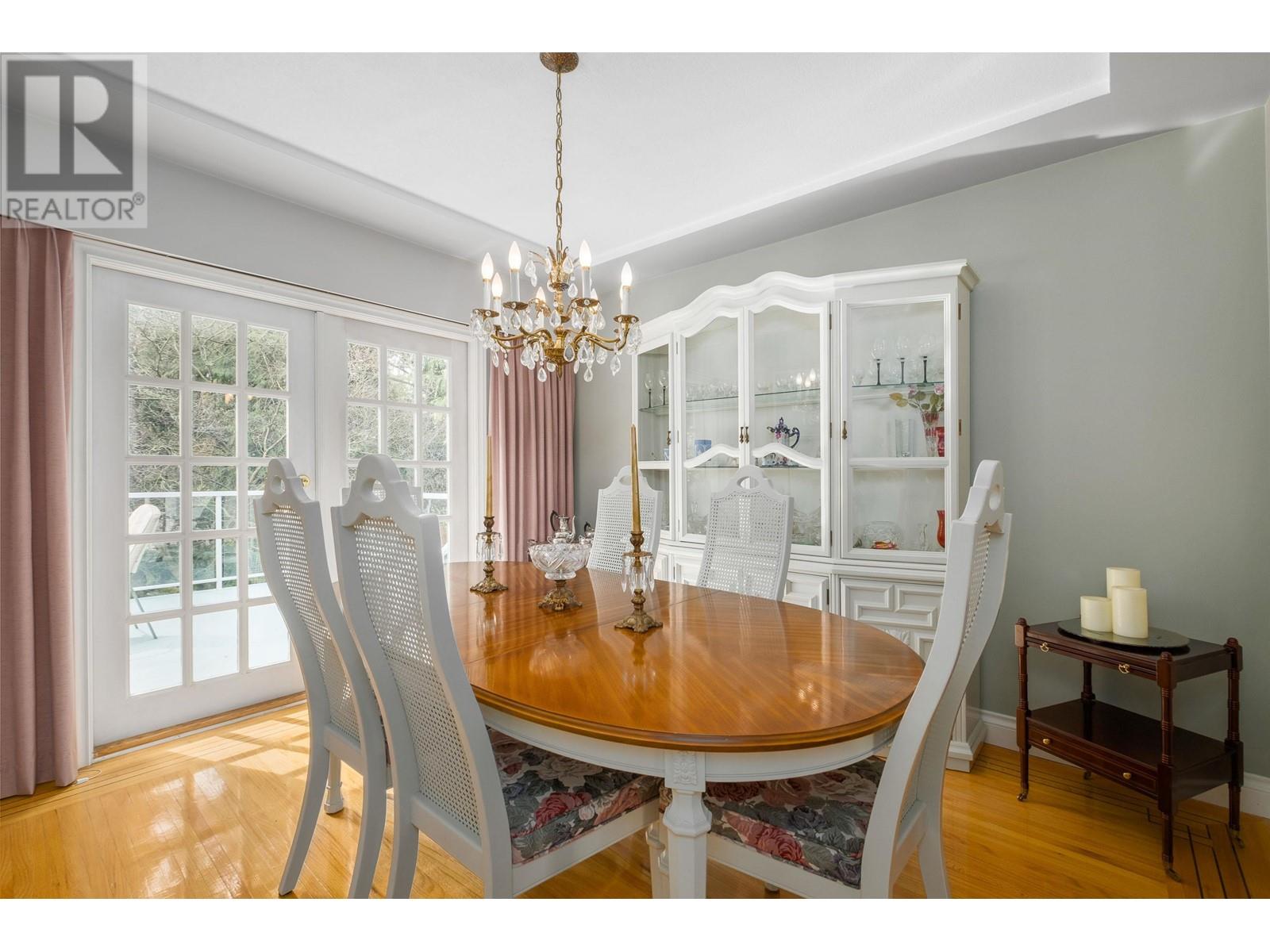 1369 Evelyn Street, North Vancouver, British Columbia  V7K 1T6 - Photo 6 - R2868265