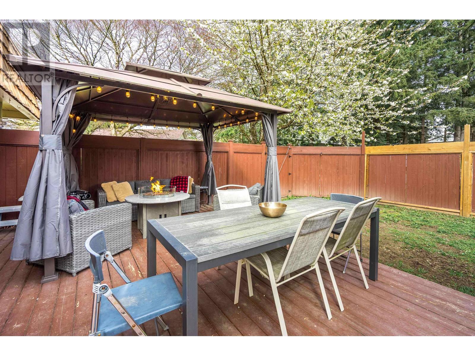 21950 Wicklow Way, Maple Ridge, British Columbia  V2X 7W4 - Photo 33 - R2868270