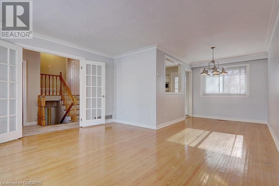 332 Melores Drive, Burlington, Ontario  L7L 4T8 - Photo 10 - 40568018