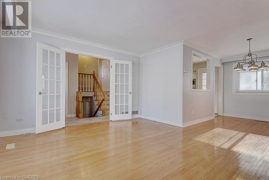332 Melores Drive, Burlington, Ontario  L7L 4T8 - Photo 11 - 40568018