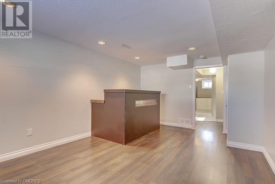 332 Melores Drive, Burlington, Ontario  L7L 4T8 - Photo 30 - 40568018