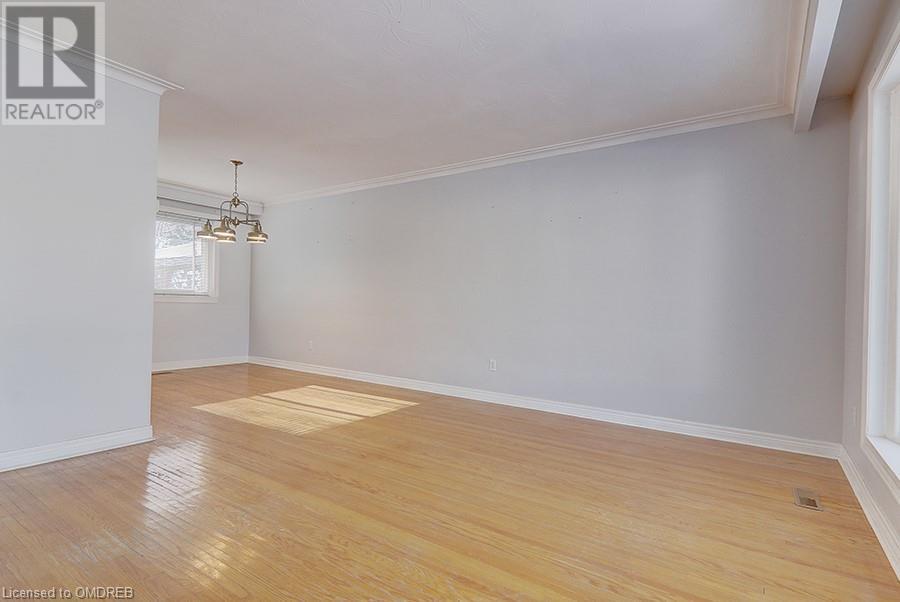 332 Melores Drive, Burlington, Ontario  L7L 4T8 - Photo 9 - 40568018