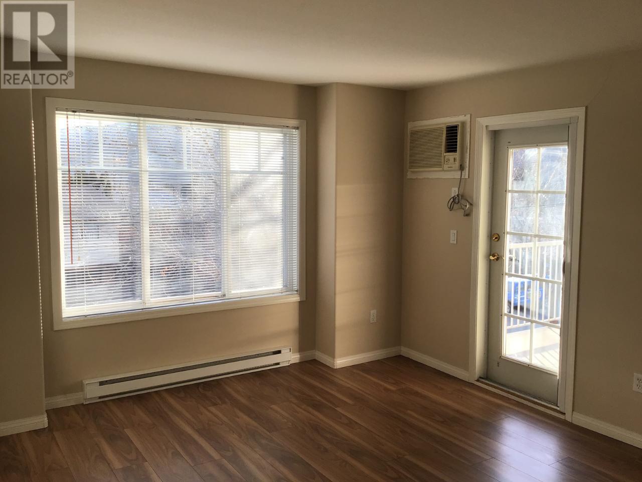 309-120 Vernon Ave, Kamloops, British Columbia  V2B 1L6 - Photo 3 - 177671