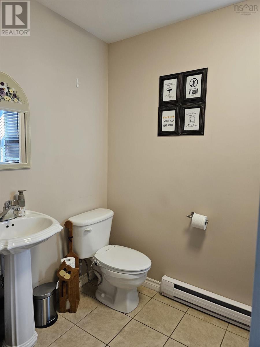 142 Cobequid Road, Lower Sackville, Nova Scotia  B4C 2N3 - Photo 14 - 202406581
