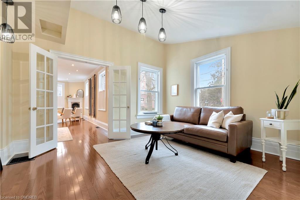 124 Chisholm Street, Oakville, Ontario  L6K 3J2 - Photo 9 - 40568127