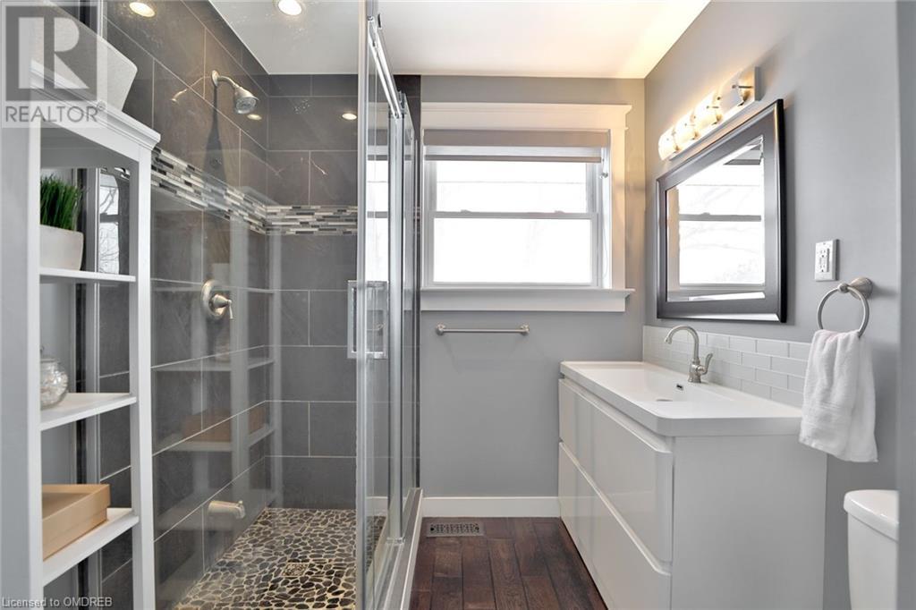 576 Parkside Drive, Hamilton, Ontario  L0R 2H0 - Photo 19 - 40547171