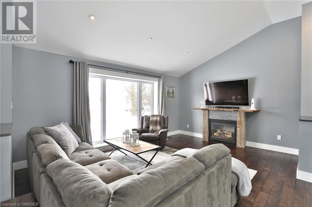 576 Parkside Drive, Hamilton, Ontario  L0R 2H0 - Photo 5 - 40547171