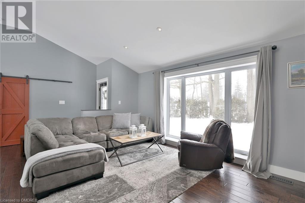 576 Parkside Drive, Hamilton, Ontario  L0R 2H0 - Photo 8 - 40547171