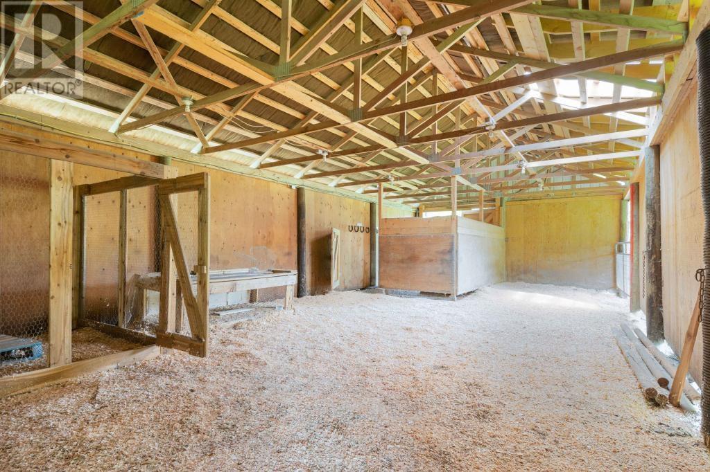 1125 Ptarmigan Rd, Chase, British Columbia  V0E 1M1 - Photo 23 - 177677