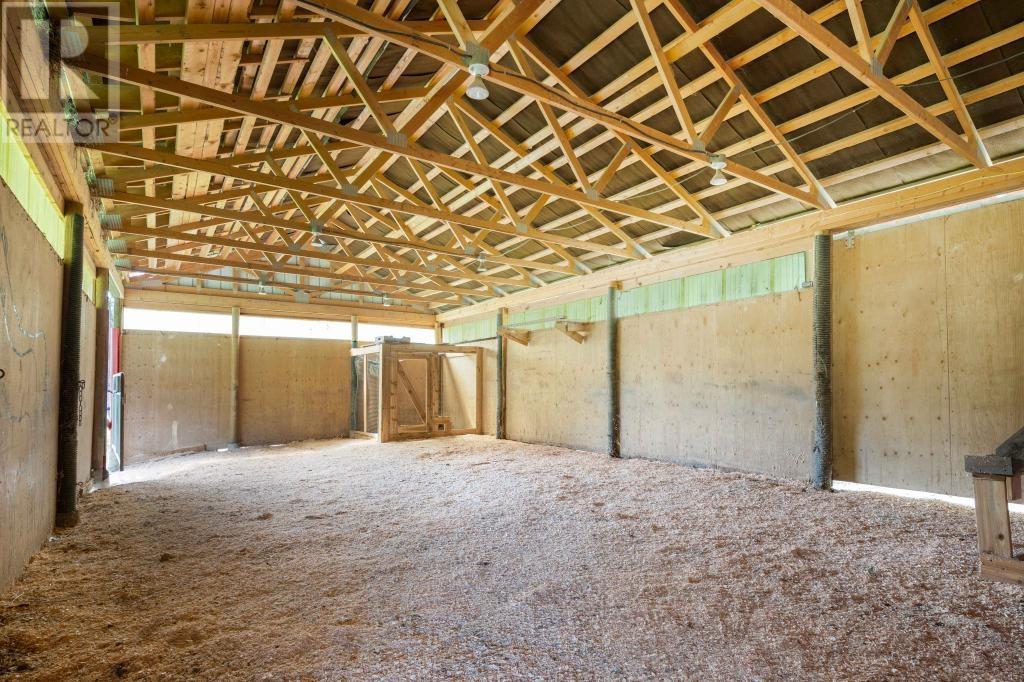 1125 Ptarmigan Rd, Chase, British Columbia  V0E 1M1 - Photo 31 - 177677