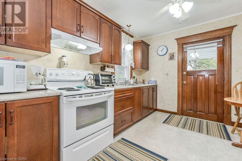 245 Albert Street W, Fergus, Ontario  N1M 1X5 - Photo 12 - 40568692
