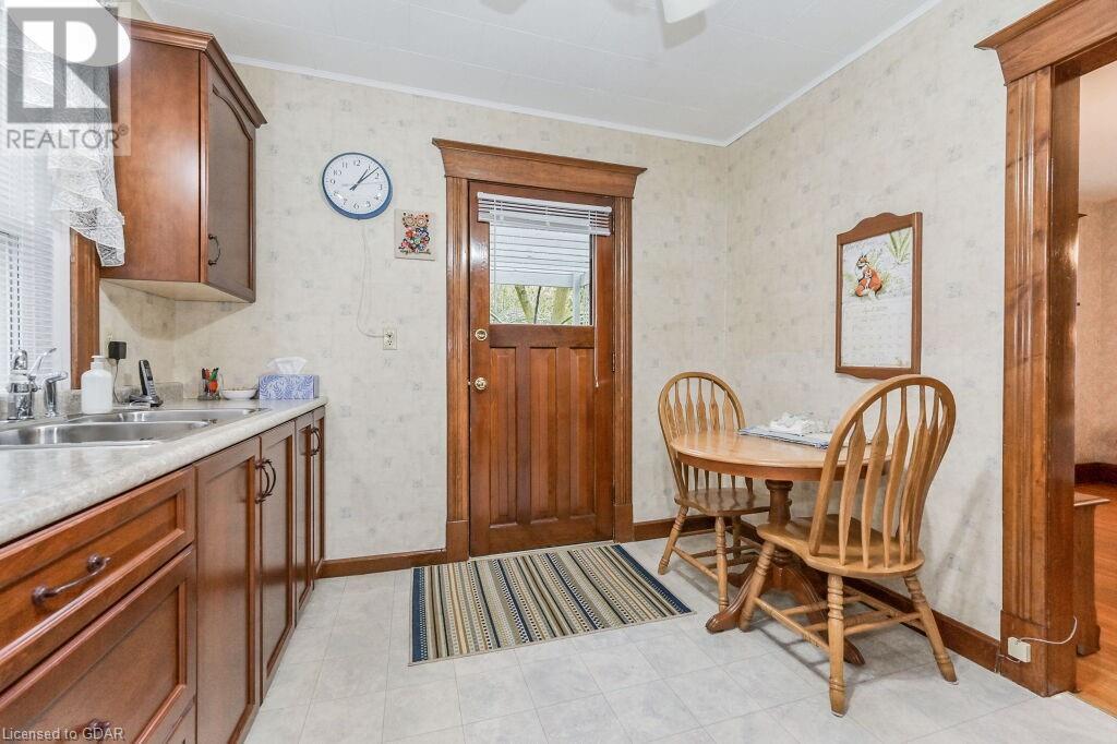 245 Albert Street W, Fergus, Ontario  N1M 1X5 - Photo 13 - 40568692