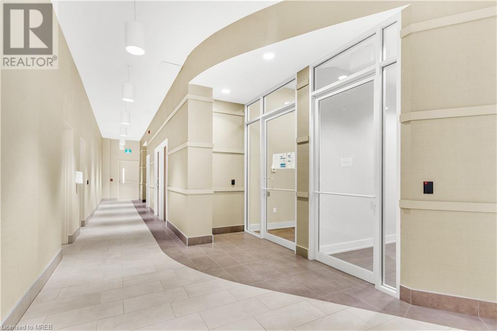 216 Oak Park Boulevard Unit# 420, Oakville, Ontario  L6H 0K3 - Photo 4 - 40568759