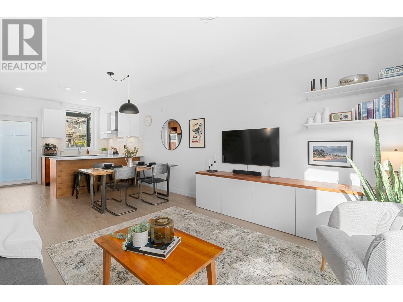 32 720 E 3rd Street, North Vancouver, British Columbia  V7L 0G7 - Photo 12 - R2868299
