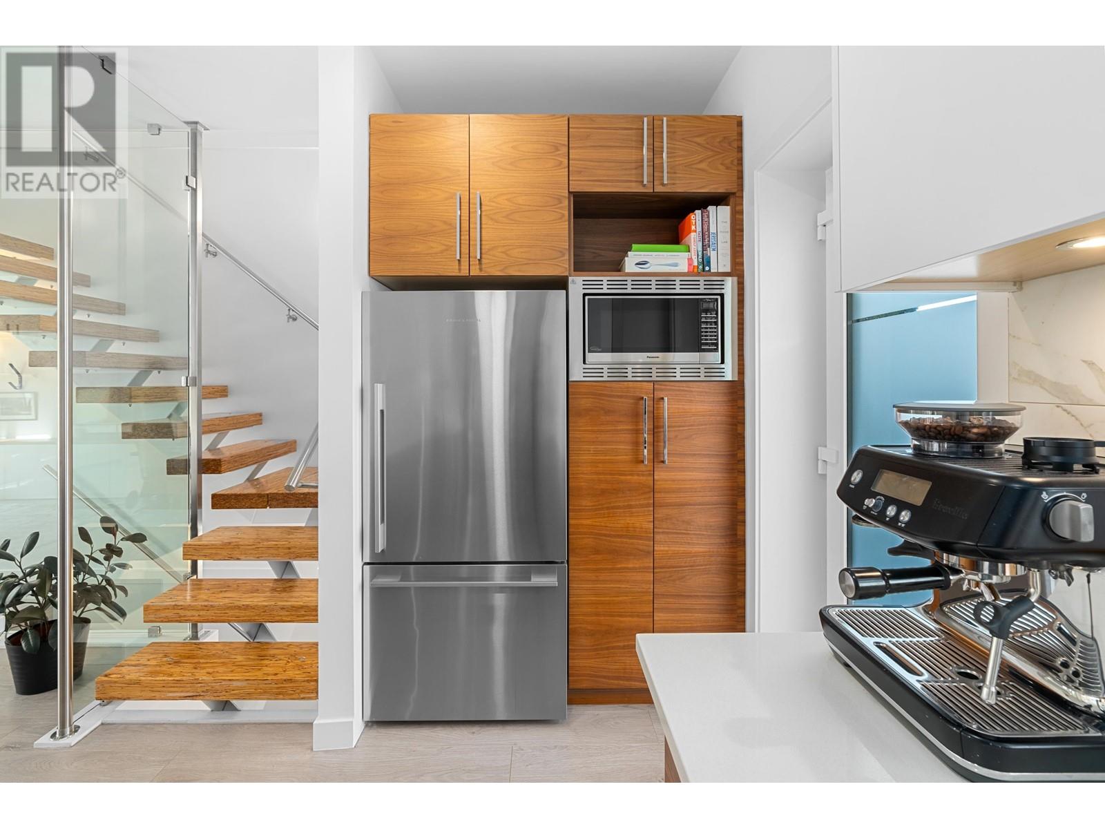 32 720 E 3rd Street, North Vancouver, British Columbia  V7L 0G7 - Photo 7 - R2868299