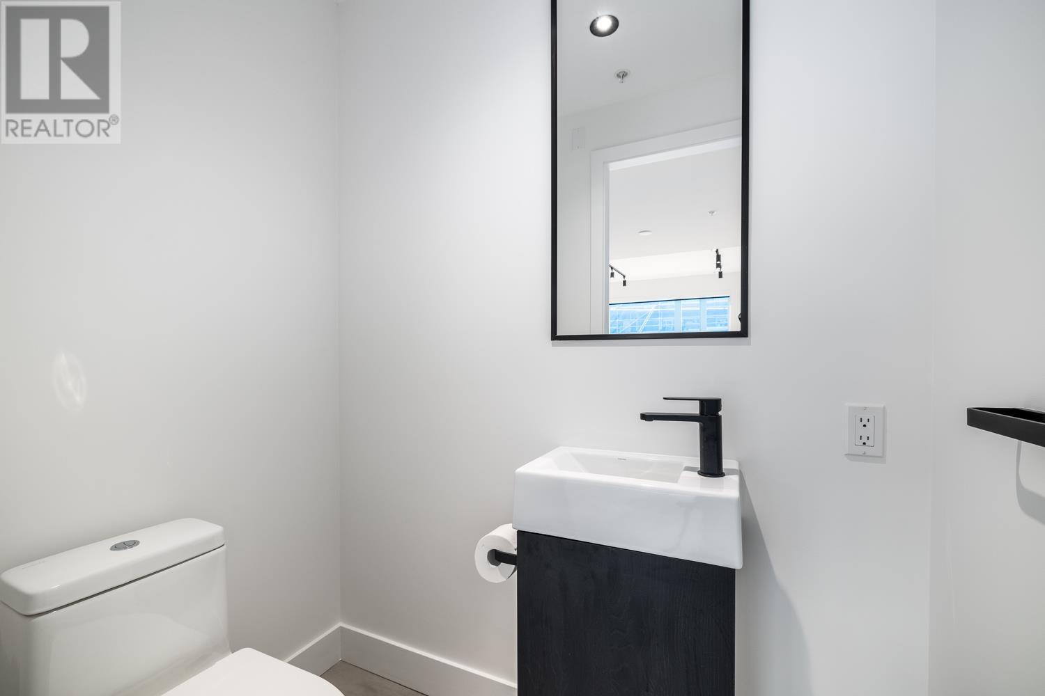 3986 Dumfries Street, Vancouver, British Columbia  V5N 0J1 - Photo 14 - R2868315