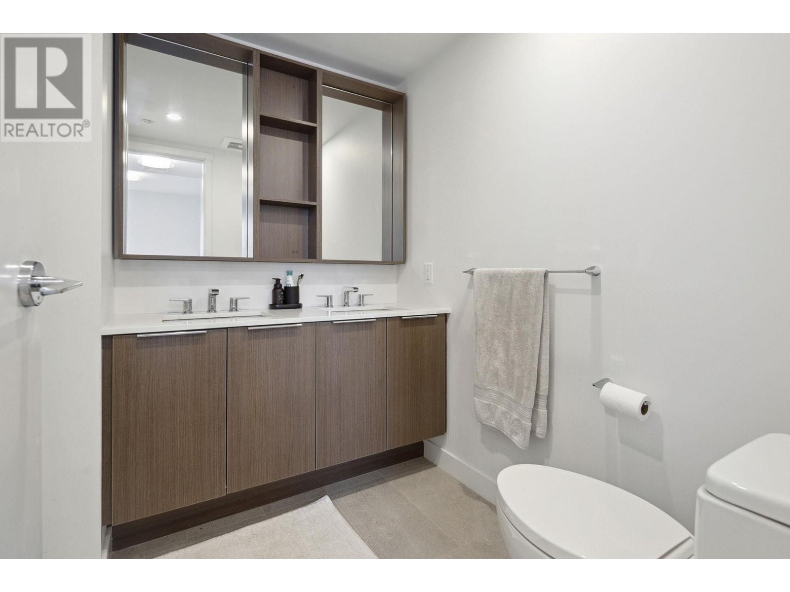 313 645 Como Lake Avenue, Coquitlam, British Columbia  V3J 0N9 - Photo 15 - R2868325