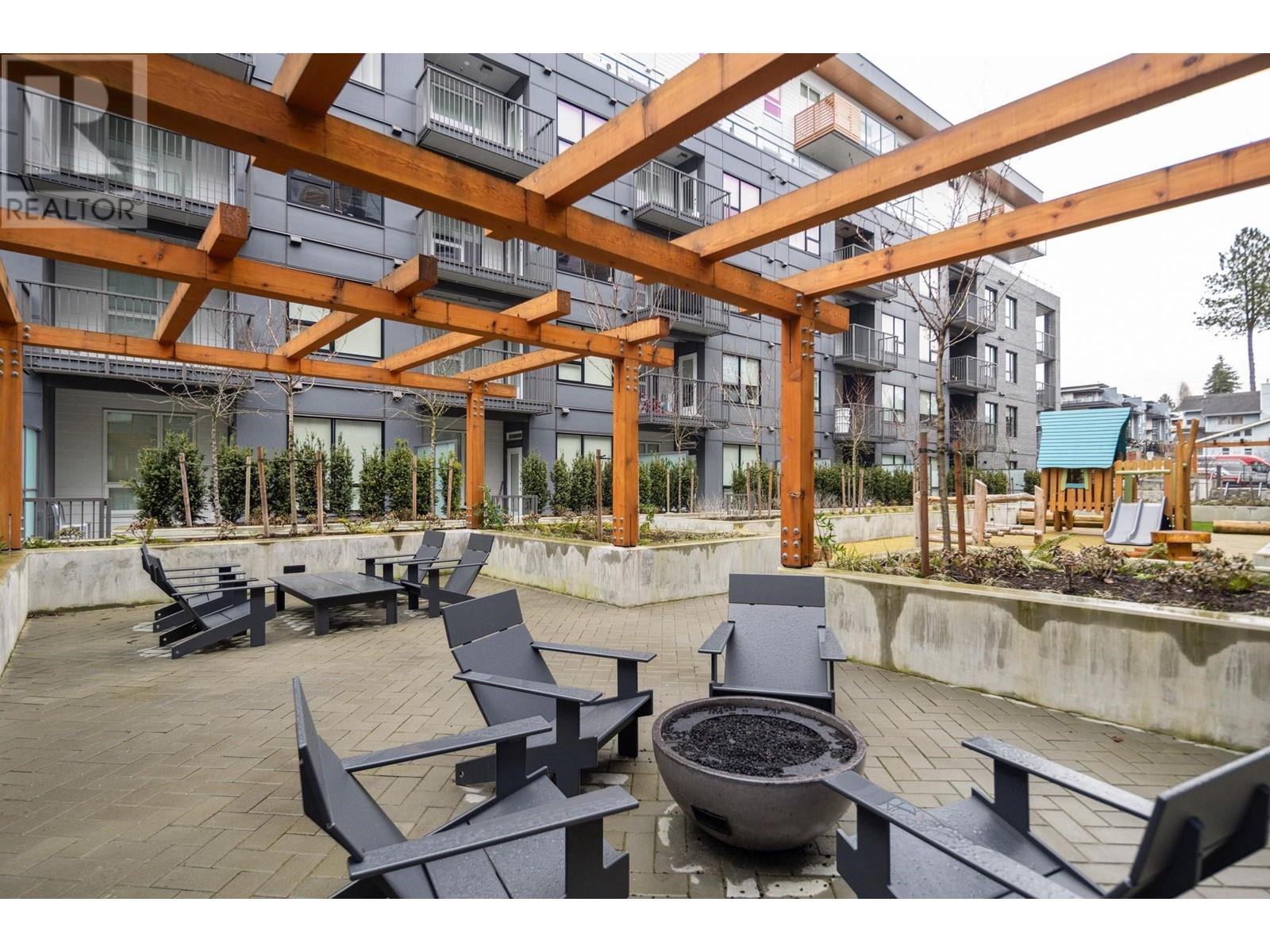 313 645 Como Lake Avenue, Coquitlam, British Columbia  V3J 0N9 - Photo 33 - R2868325