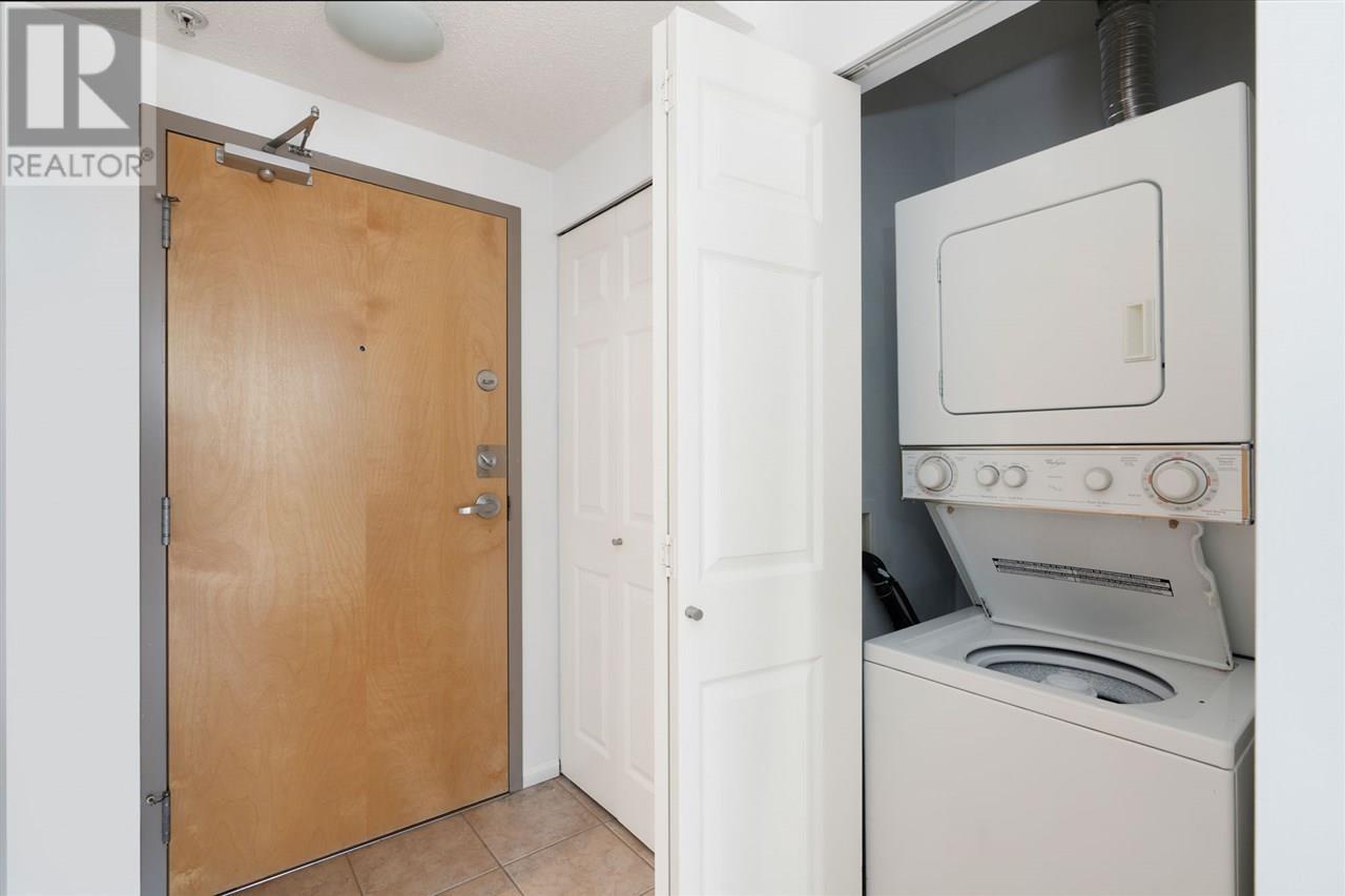 607 1420 W Georgia Street, Vancouver, British Columbia  V6G 3K4 - Photo 2 - R2868355