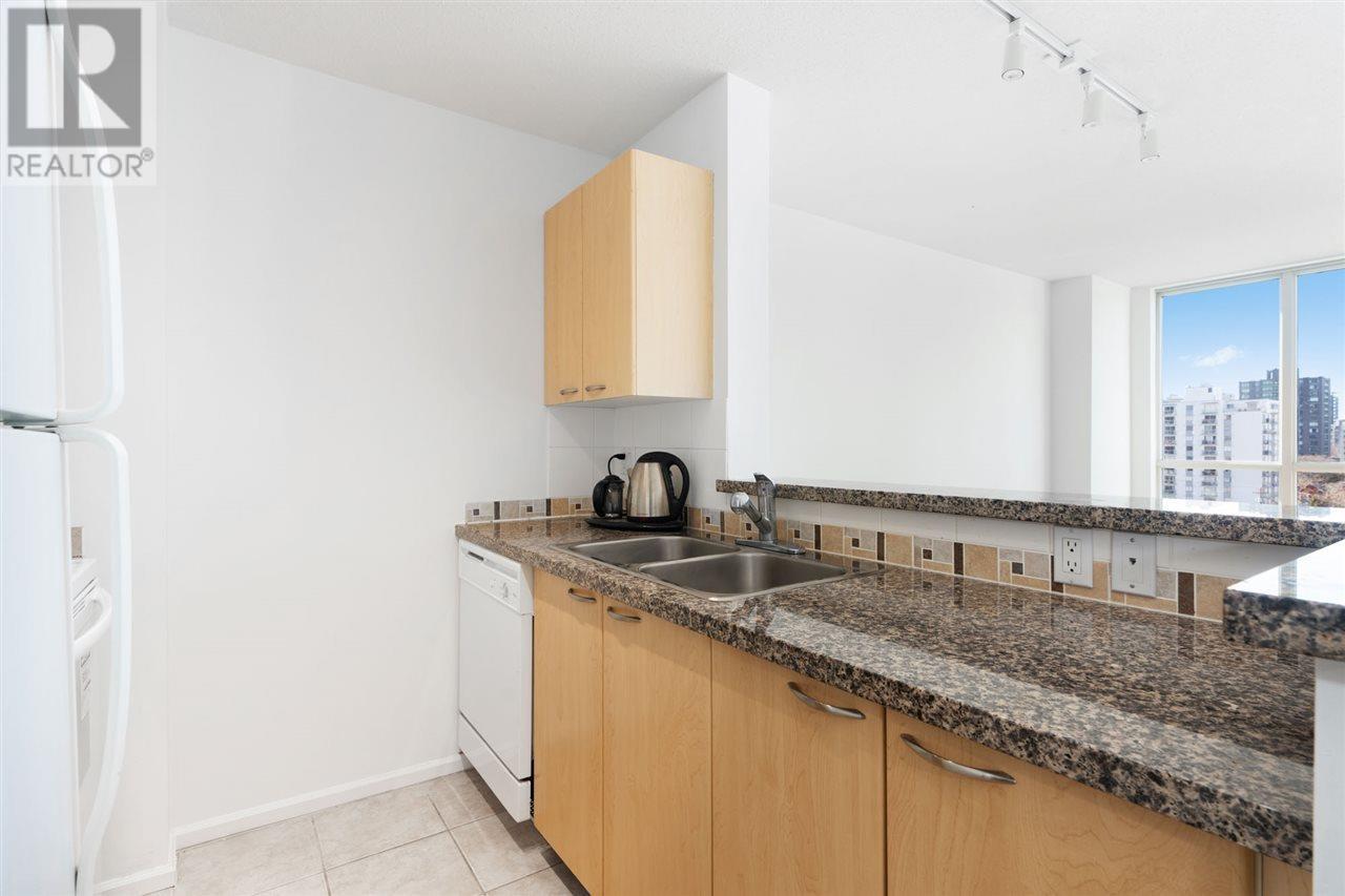 607 1420 W Georgia Street, Vancouver, British Columbia  V6G 3K4 - Photo 5 - R2868355