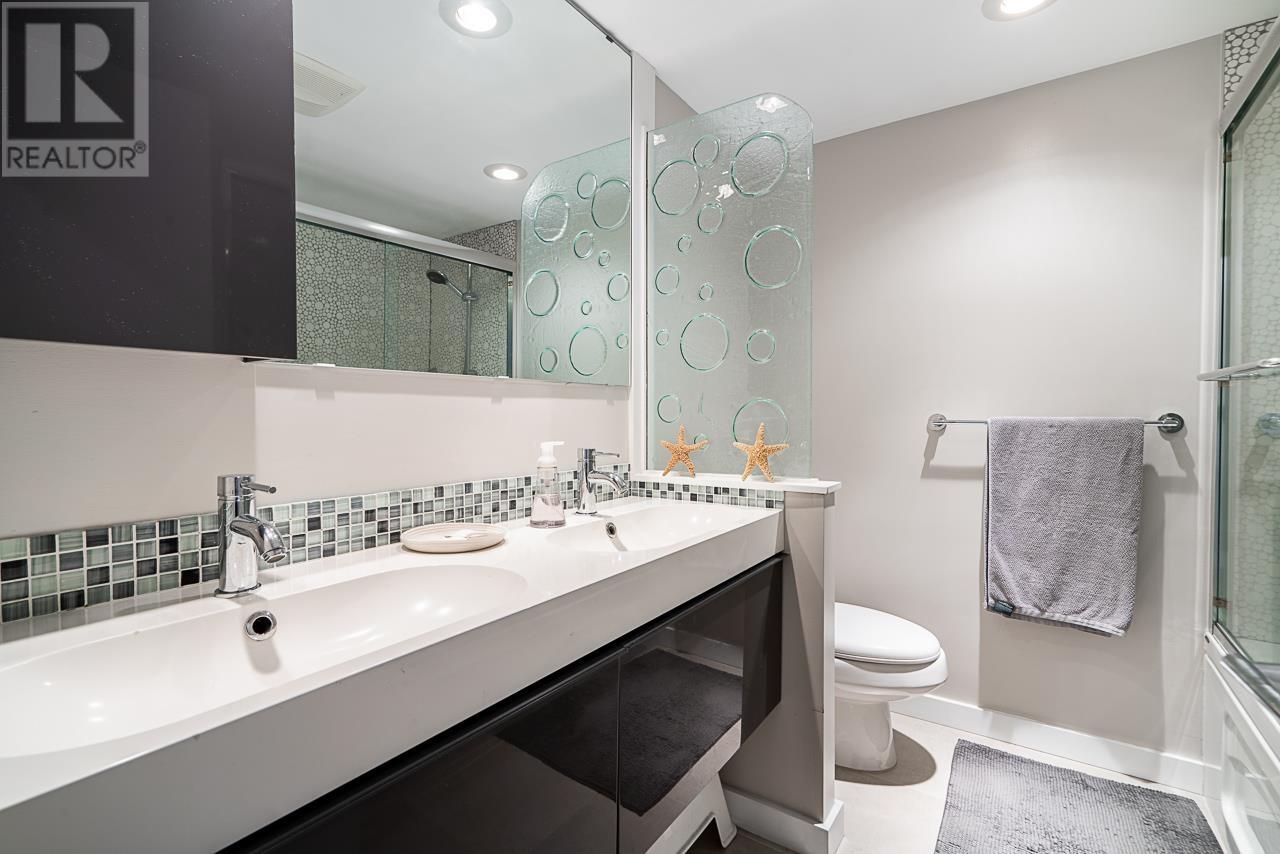 704 2187 Bellevue Avenue, West Vancouver, British Columbia  V7V 1C2 - Photo 13 - R2868367