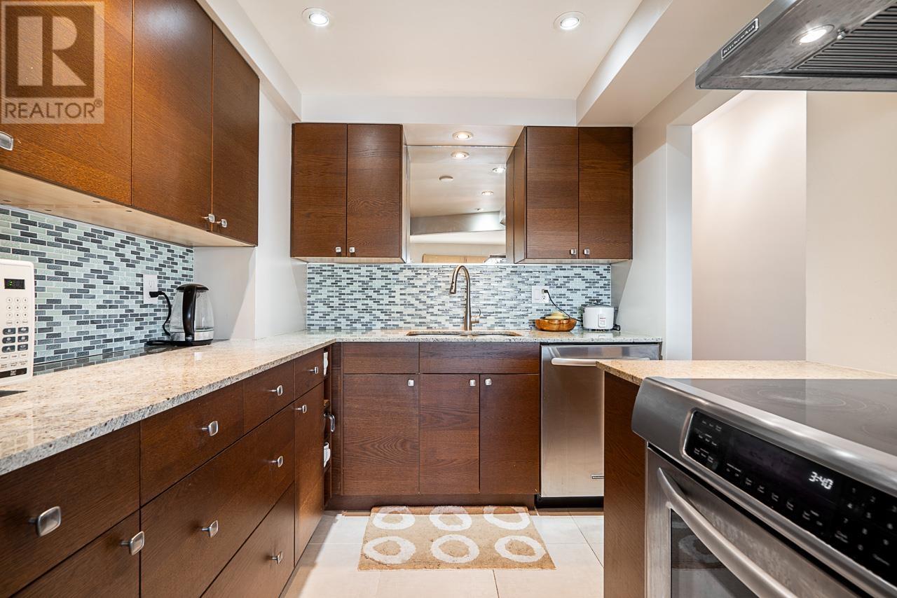 704 2187 Bellevue Avenue, West Vancouver, British Columbia  V7V 1C2 - Photo 9 - R2868367