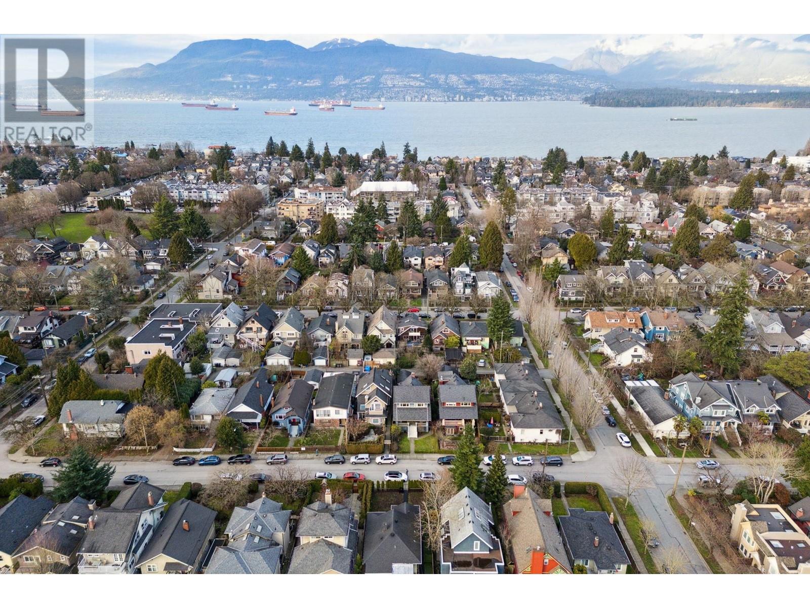 3226 W 7th Avenue, Vancouver, British Columbia  V6K 2A2 - Photo 3 - R2868291