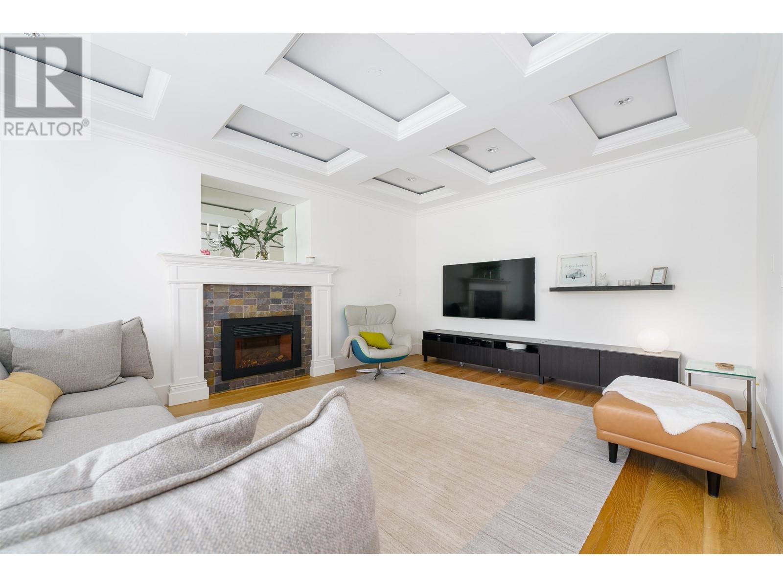 4142 Mt Seymour Parkway, North Vancouver, British Columbia  V7G 1C5 - Photo 14 - R2868293