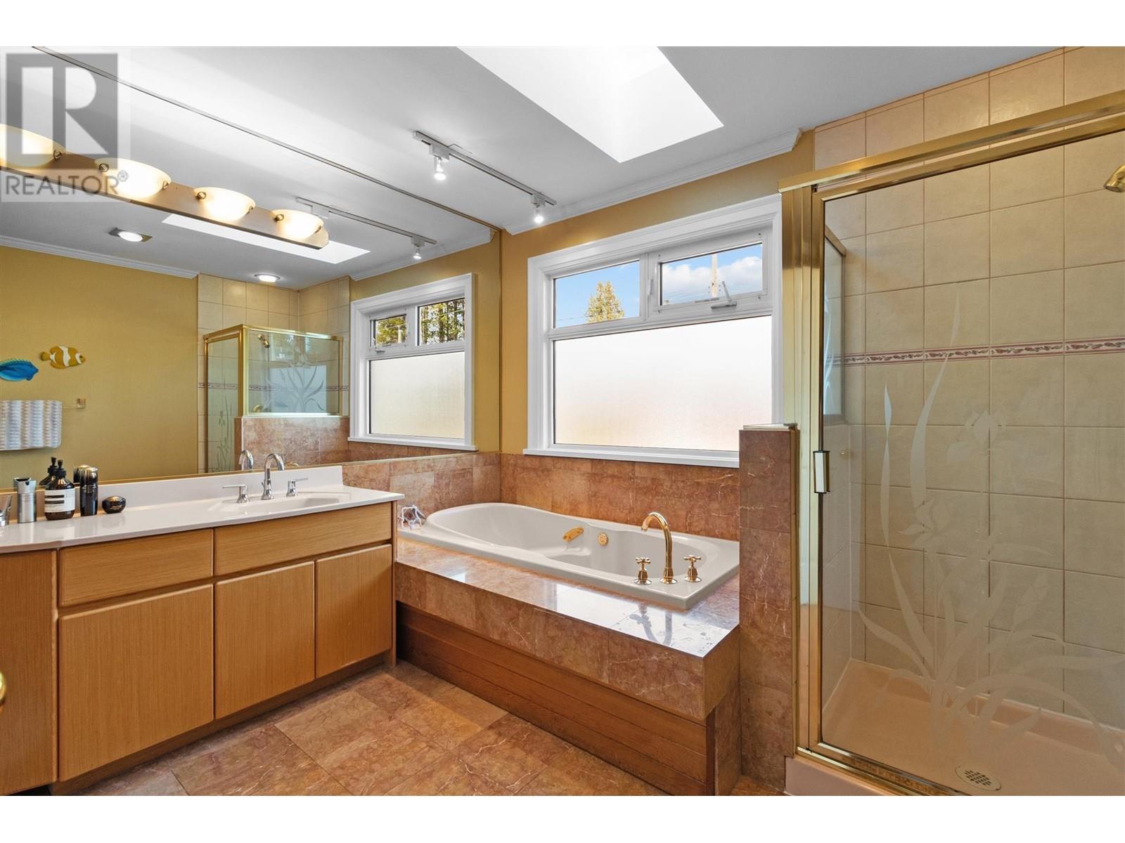 7398 Maple Street, Vancouver, British Columbia  V6P 5P7 - Photo 11 - R2868298