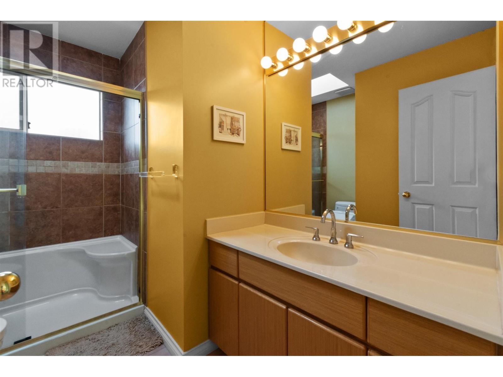 7398 Maple Street, Vancouver, British Columbia  V6P 5P7 - Photo 14 - R2868298