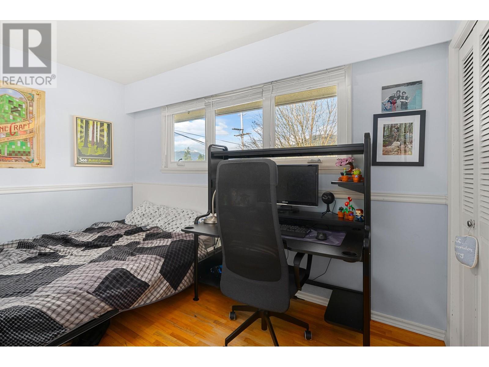 402 E 17th Street, North Vancouver, British Columbia  V7L 2W2 - Photo 18 - R2868387