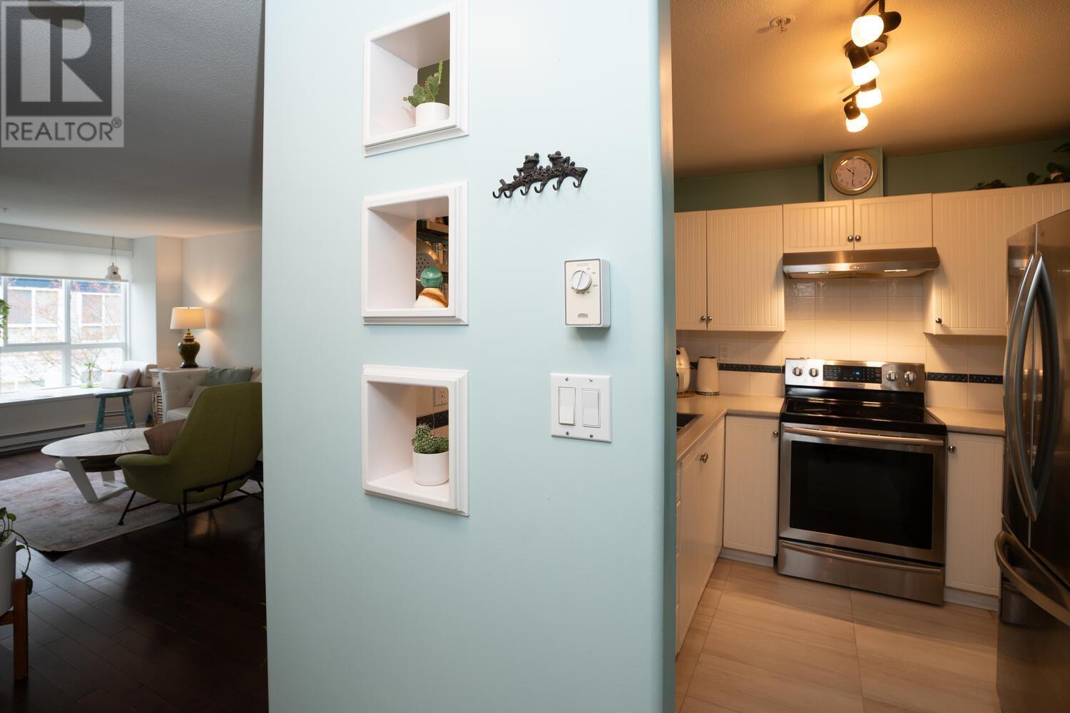 303 12639 No. 2 Road, Richmond, British Columbia  V7E 6N6 - Photo 11 - R2868356