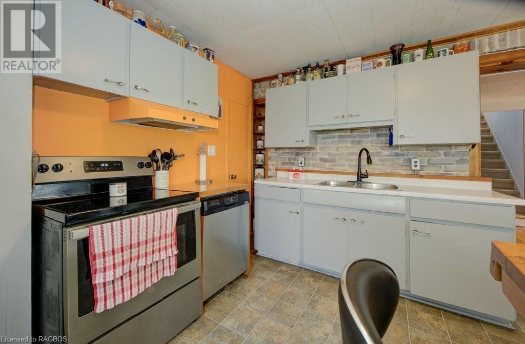 184 Mcfarlin Drive, West Grey, Ontario  N0G 2L0 - Photo 11 - 40567960