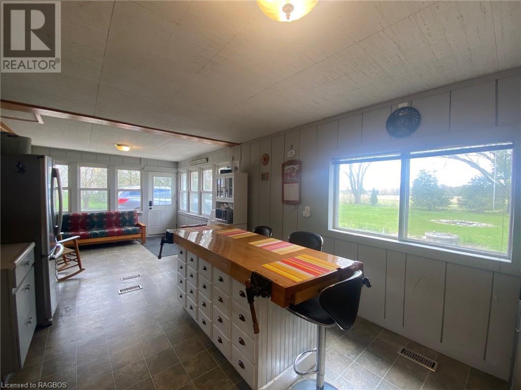 184 Mcfarlin Drive, West Grey, Ontario  N0G 2L0 - Photo 6 - 40567960