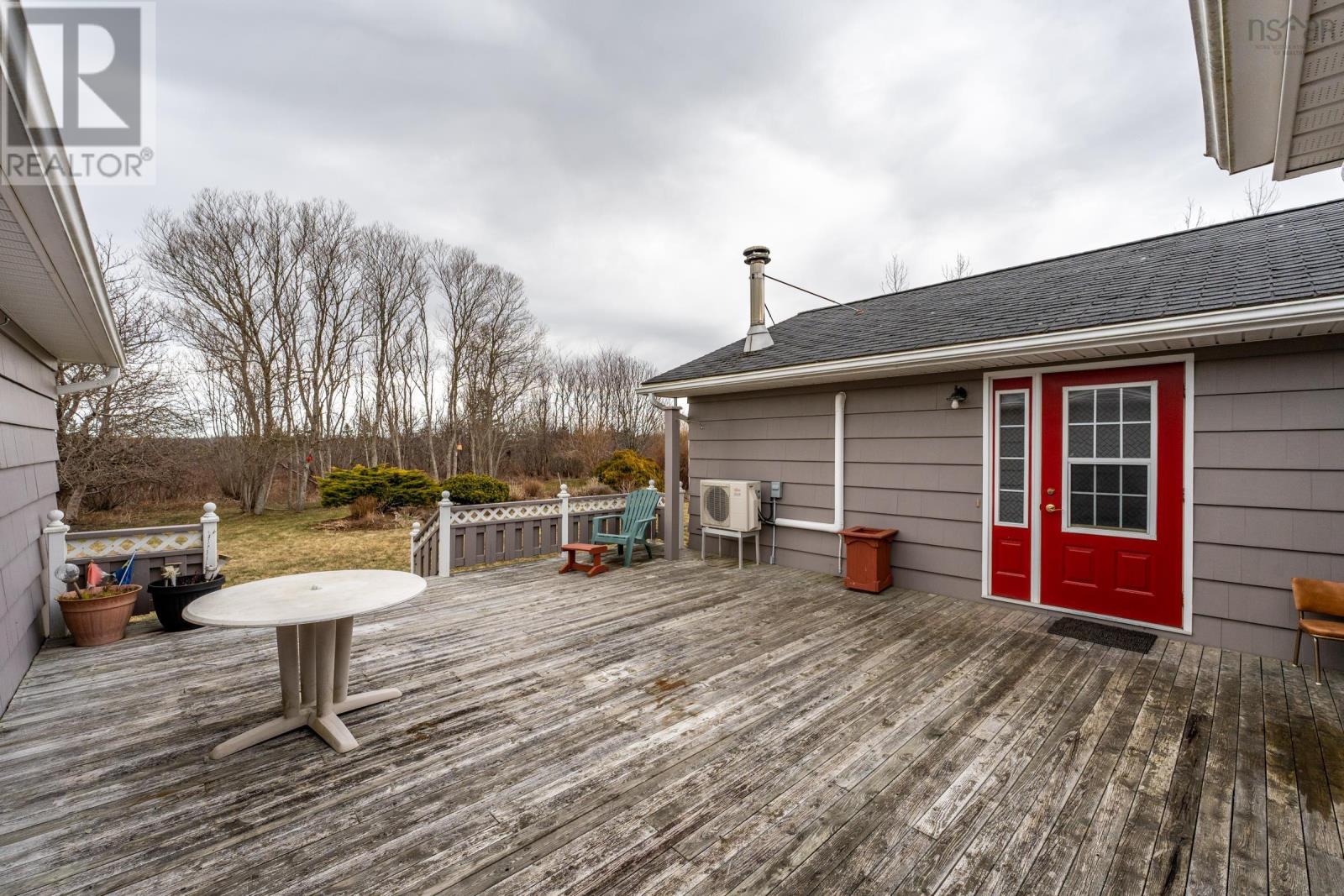 353 D'entremont Road, Meteghan River, Nova Scotia  B0W 2L0 - Photo 11 - 202404763